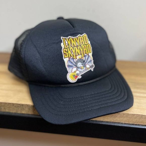 Black Lynrd Skynrd Trucker Adjustable Hat NEW - Picture 1 of 4